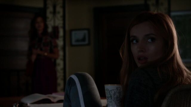 File:Famous.in.Love.S01E01.720p.HDTV.x264-FLEET 1008.jpg