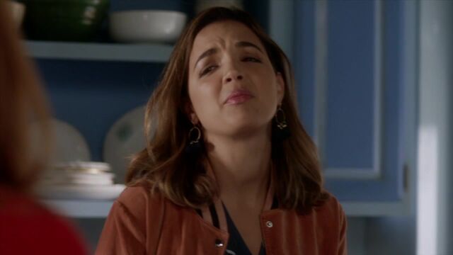 File:Famous.in.Love.S01E01.720p.HDTV.x264-FLEET 0128.jpg