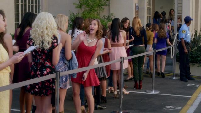 File:Famous.in.Love.S01E01.720p.HDTV.x264-FLEET 0413.jpg