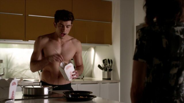 File:Famous.in.Love.S01E01.720p.HDTV.x264-FLEET 0362.jpg