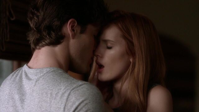File:Famous.in.Love.S01E01.720p.HDTV.x264-FLEET 1388.jpg