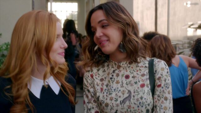 File:Famous.in.Love.S01E01.720p.HDTV.x264-FLEET 0501.jpg