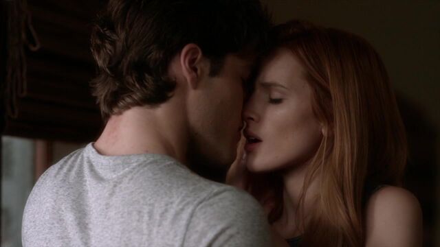 File:Famous.in.Love.S01E01.720p.HDTV.x264-FLEET 1386.jpg