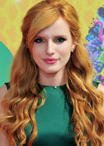 File:BellaThorne.jpg