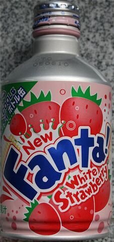 File:Fanta White Strawberry.jpg