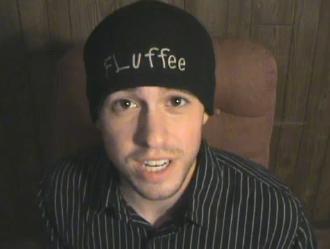 File:FluffeeTalks.png