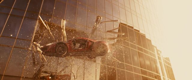 File:Lykan Freefalling.jpg