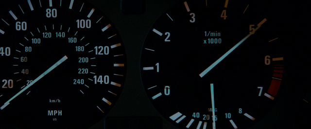 File:BMW E39 - Speedo+Tachometer.png