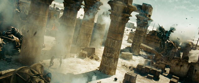File:Transformers-revenge-movie-screencaps.com-15134.jpg