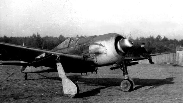 File:Fw 190 F-8 Panzerschreck.jpg
