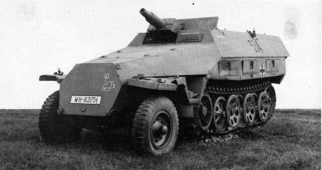 File:SdKfz251I9-1 D.jpg