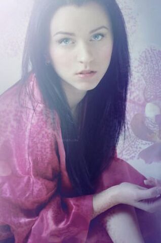 File:Daphne Greengrass.jpg