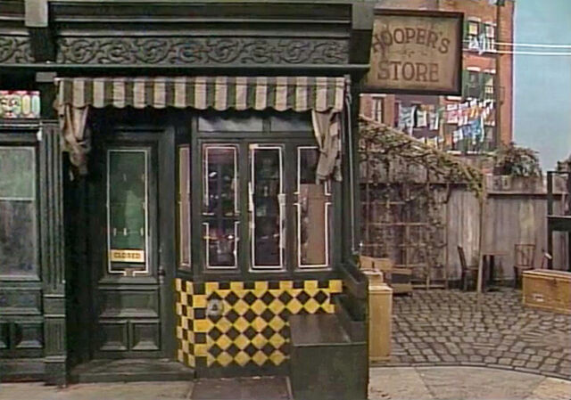 File:HoopersStore.jpg