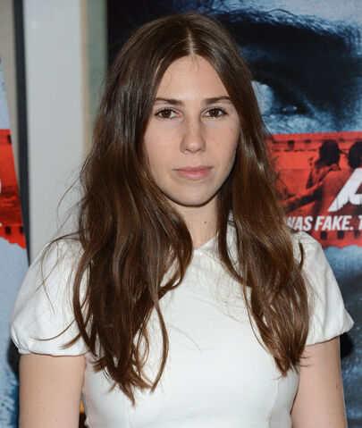 File:Zosia+Mamet+Argo+New+York+Screening+9vj3mbGpjofl.jpg