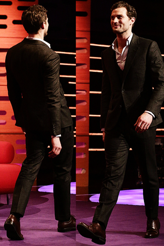 File:Jamie-dornan-change-walking-style.png