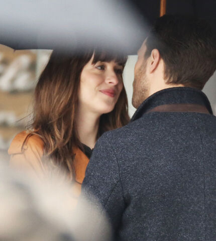 File:Fifty-shades-darker-set-photo-14.jpg