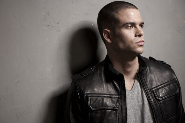 File:Mark-Salling-Photoshoot-mark-salling-8895092-1080-720.jpeg