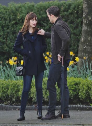 File:Fifty-shades-darker-set-photo-106.jpg