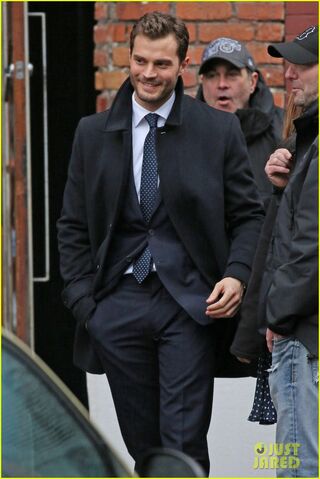 File:Fifty-shades-darker-set-photo-64.jpg