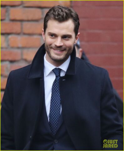 File:Fifty-shades-darker-set-photo-21.jpg