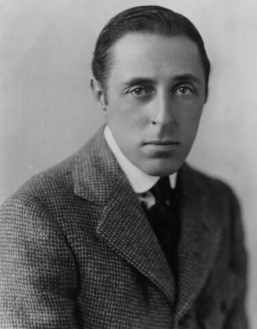 Plik:Marshall.jpg