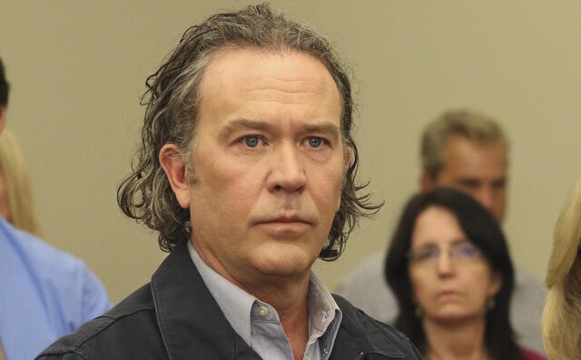 File:TimothyHutton AmericanCrime1.jpg