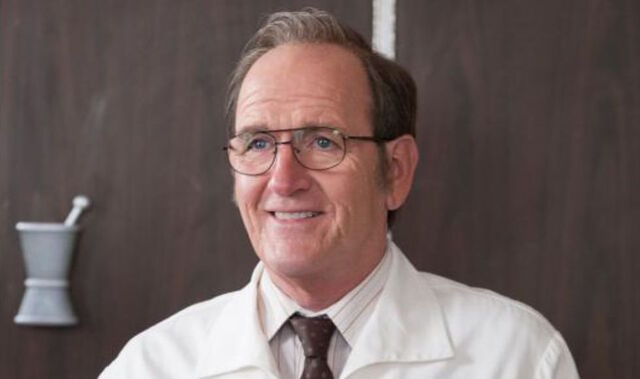 File:RichardJenkins OliveKitteridge.jpg