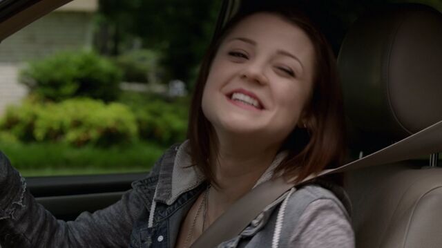 File:1x01 40 Carter.jpg