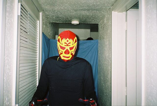 File:Red Mask 3.jpg