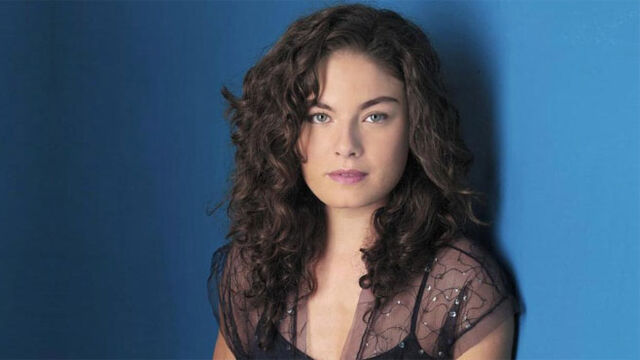 File:439px-Alexa Davalos.jpg