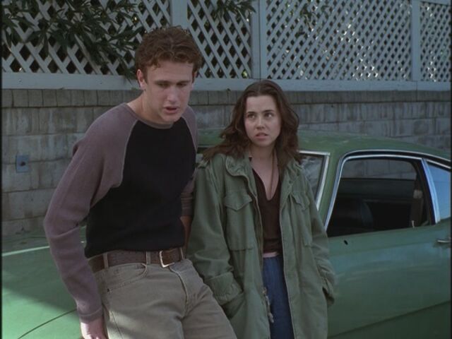 File:I-m-with-the-Band-freaks-and-geeks-17598240-800-600.jpg