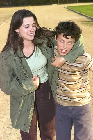 File:Lindsay+Sam-imdb-48.jpg