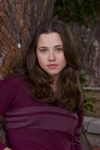 File:Lindsay-Weir-imdb-12.jpg