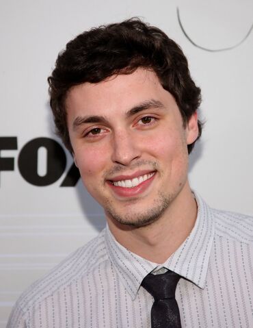 File:John+Francis+Daley+Fox+Fall+Eco+Casino+Party-03.jpg