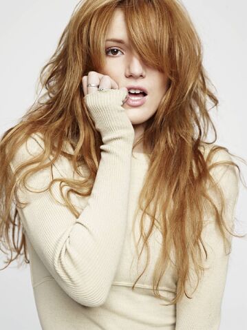 File:Bella-thorne-sultry-2012.jpg