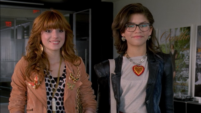 File:Avalon and Halle 988.png
