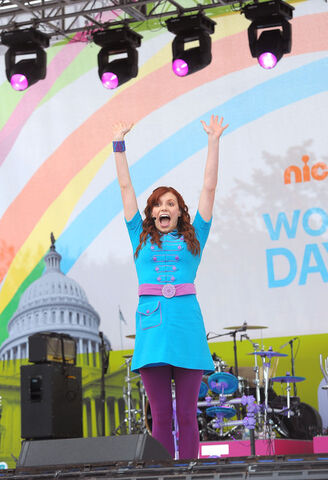 File:Tara Perry as Marina.jpg