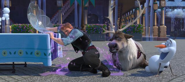 Archivo:Frozen-fever-disneyscreencaps.com-304.jpg