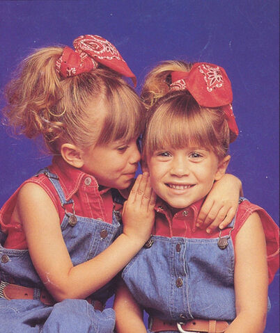 File:Mary-kate-ashley-olsen-full-house-ftr.jpg