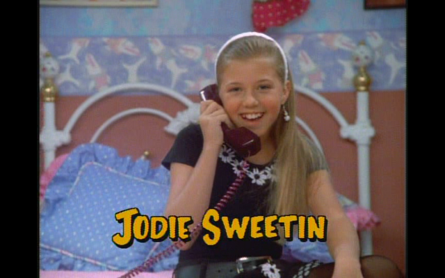File:Season 7 Stephanie.png