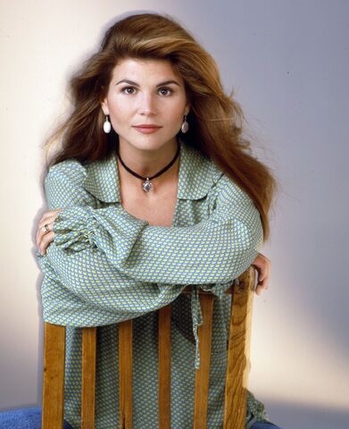 File:Lori-loughlin-full-house-main.jpg