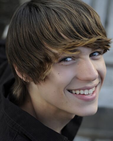 File:Aaron Dismuke.jpg