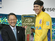 Cassio ramos recebendo chave