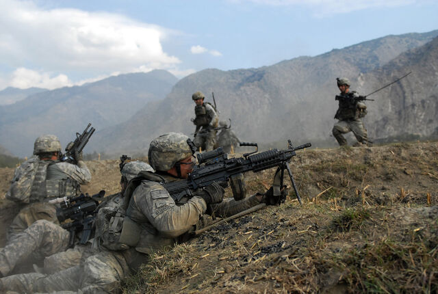File:USsoldiersfight.jpg