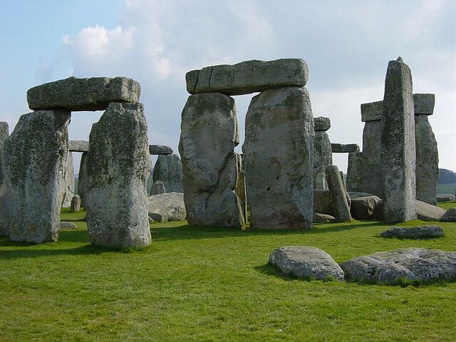 File:Stonehenge.jpg