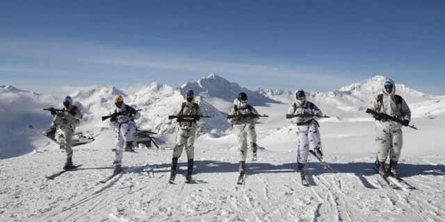 File:Russia-military-snow-1-1024x512.jpg