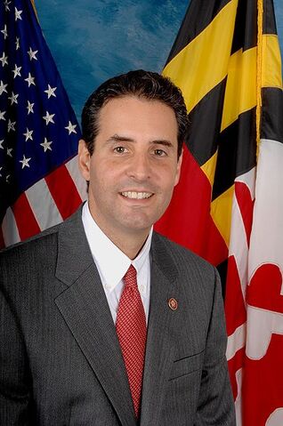 File:Johnsarbanes.jpg