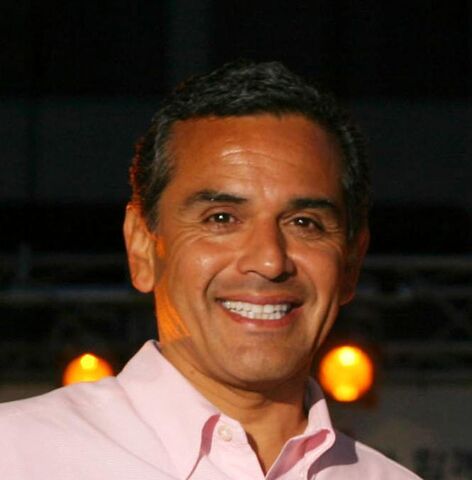 File:Antonio Villaraigosa portrait.jpg