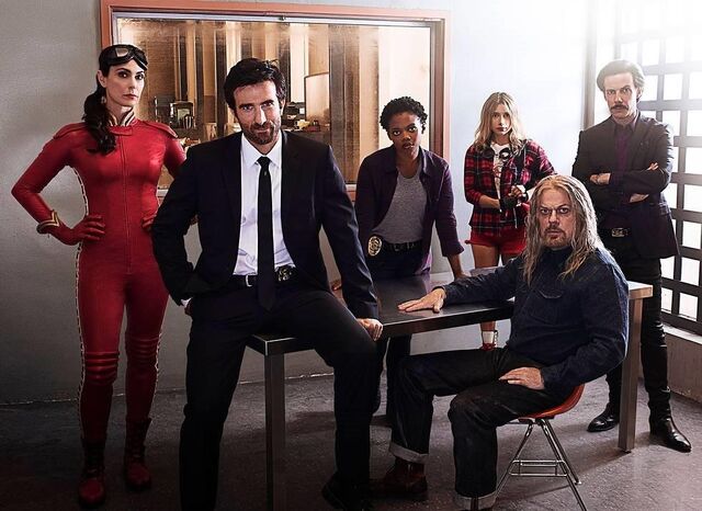 File:Powers-tv-show-cast-photo.jpg
