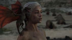 Daenerys u drache.jpg
